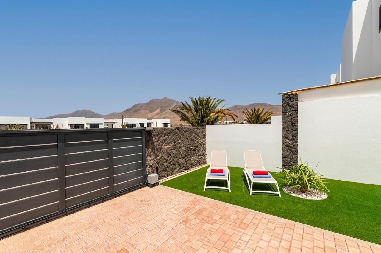 Villa Omura By Villa Plus Playa Blanca Dış mekan fotoğraf